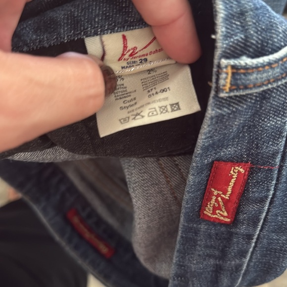 Moving - Picture 4 of 4